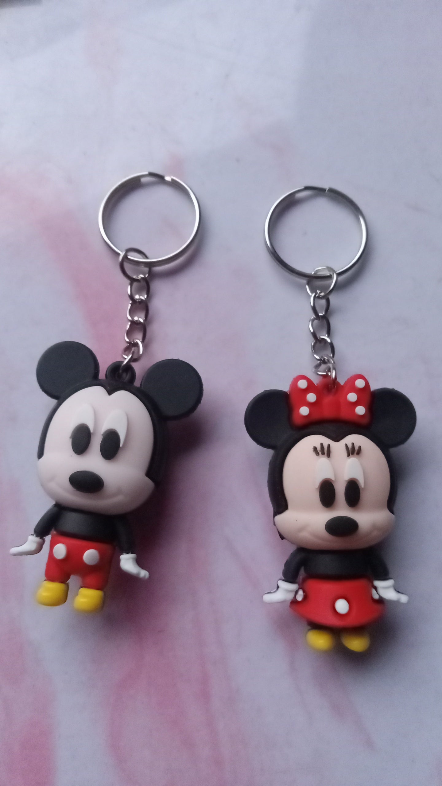 Minnie & Mickey Mouse Matching Key Chain Set