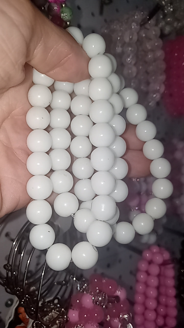 Marshmallow Beaded Bracelet